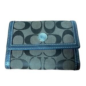 ✨Coach Brown Monogram Snap Trifold Wallet